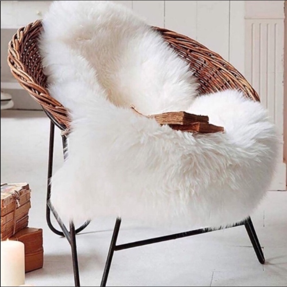 Luxury Soft Faux Sheepskin Area Rug New 2 x 3 ft